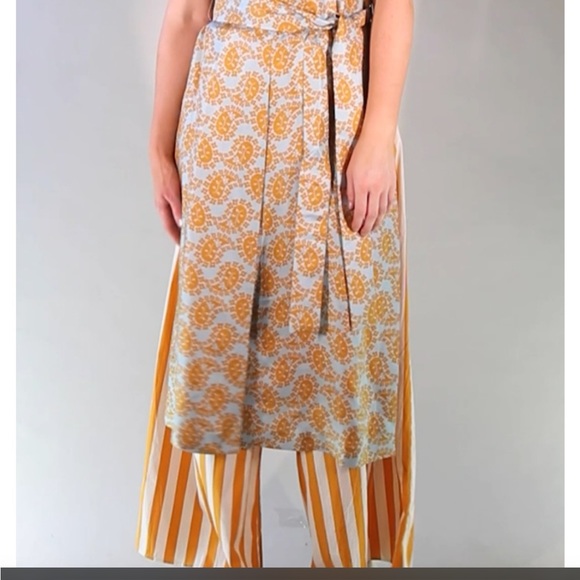 Beatrice B Wide Leg Trousers In Mustard, NWT - Picture 5 of 7